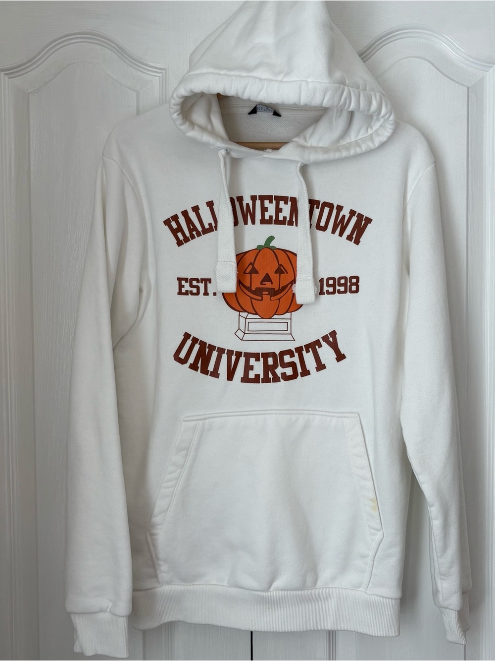 Halloween Town University White Pumpkin Graphic Hoodie, M 🎃